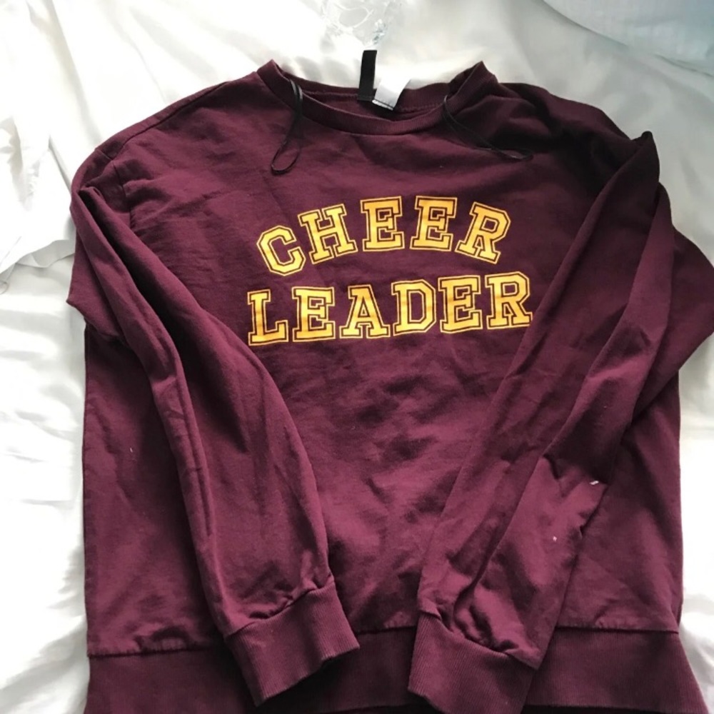 crew neck